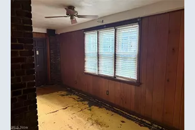 1155 W 6th Street, Lorain, OH 44052 - Photo 8