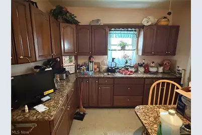 3147 W 44th Street, Loveland, OH 44109 - Photo 2