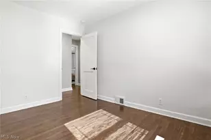 523 Rotunda Ave, Akron, OH 44333 - Photo 18