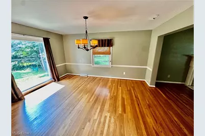 1160 Lisa Ann Drive, Akron, OH 44313 - Photo 10