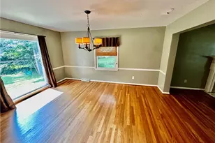 1160 Lisa Ann Dr, Akron, OH 44313 - Photo 10