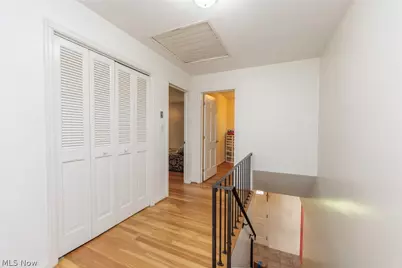 1160 Lisa Ann Drive, Akron, OH 44313 - Photo 24
