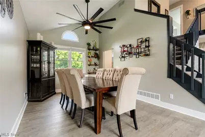 4905 Glenridge Circle NE, Canton, OH 44714 - Photo 8