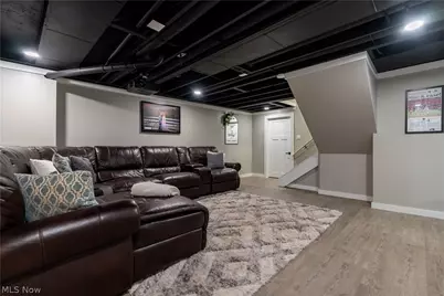 4905 Glenridge Circle NE, Canton, OH 44714 - Photo 32