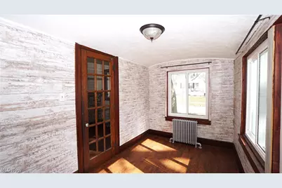 1448 Creighton Avenue, Akron, OH 44310 - Photo 32