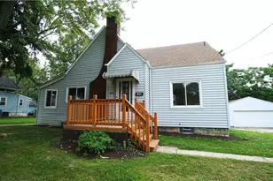 1448 Creighton Ave, Akron, OH 44310 - Photo 4