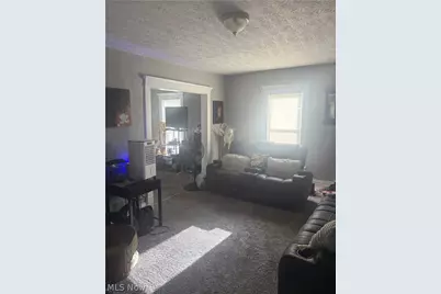 477 Bishop Street, Akron, OH 44307 - Photo 4