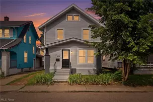 709 Columbus Ave NW, Canton, OH 44708 - Photo 2
