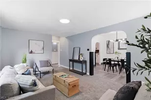 709 Columbus Ave NW, Canton, OH 44708 - Photo 6