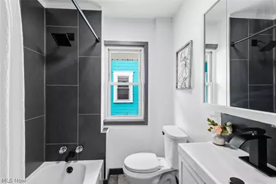 709 Columbus Ave NW, Canton, OH 44708 - Photo 18