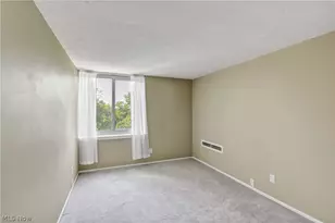 12900 Lake Ave, Oakwood, OH 44107 - Photo 18