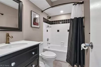 12900 Lake Avenue #622, Oakwood, OH 44107 - Photo 20