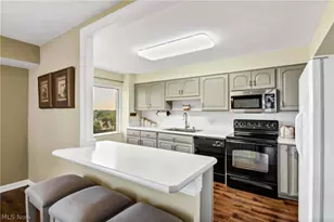 12500 Edgewater Dr, Oakwood, OH 44107 - Photo 12
