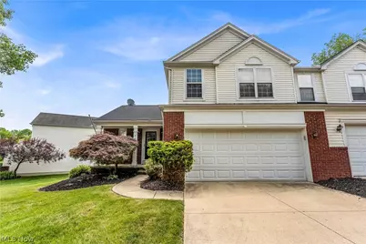 467 Canterbury Lane, Northfield, OH 44067 - Photo 2