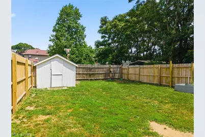 915 Auburn Place NW, Canton, OH 44703 - Photo 26