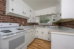 1320 19th St NE, Canton, OH 44714 - Photo 14