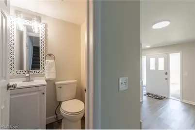7970 Mentor Avenue #D01, Mentor, OH 44060 - Photo 10