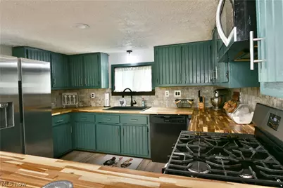 338 Calla Road E, Poland, OH 44514 - Photo 4