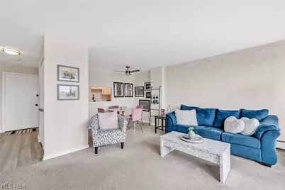 11811 Lake Avenue #703, Oakwood, OH 44017 - Photo 10