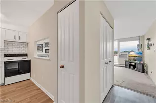 11811 Lake Ave, Oakwood, OH 44107 - Photo 8