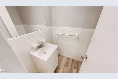 13800 Fairhill Road #111, Huber Heights, OH 44120 - Photo 10