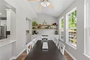 32110 Cozy Meadow Ct, North Ridgeville, OH 44039 - Photo 10