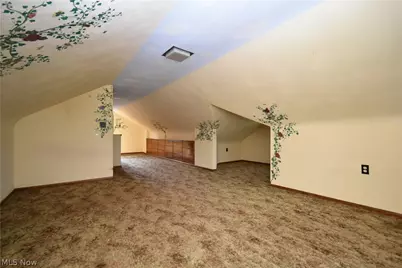 209 Sipple Avenue, Amherst, OH 44001 - Photo 34