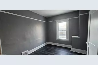 8823 Yale Avenue, Loveland, OH 44108 - Photo 16