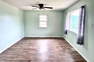 809 Delia Ave, Martins Ferry, OH 43935 - Photo 8