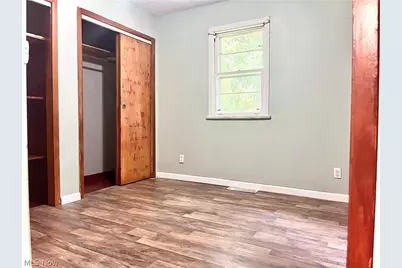 809 Delia Avenue, Martins Ferry, OH 43935 - Photo 18