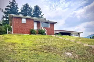 809 Delia Ave, Martins Ferry, OH 43935 - Photo 2