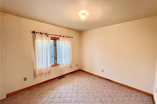 8238 Center Rd, Ashtabula, OH 44004 - Photo 12