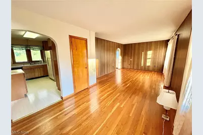 8238 Center Road, Ashtabula, OH 44004 - Photo 4
