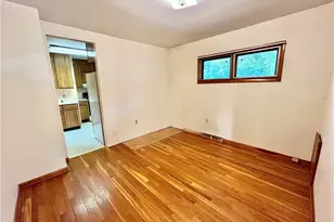 8238 Center Rd, Ashtabula, OH 44004 - Photo 16