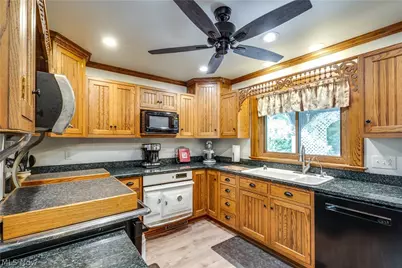 10845 McCallum Avenue NE, Alliance, OH 44601 - Photo 14