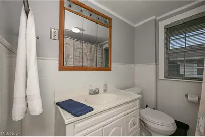 553 Princeton Avenue, Barberton, OH 44203 - Photo 14