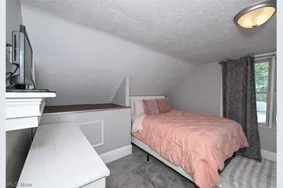 553 Princeton Avenue, Barberton, OH 44203 - Photo 18