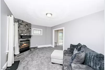 553 Princeton Avenue, Barberton, OH 44203 - Photo 6
