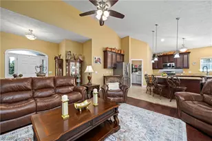 3981 Timber Walk, Lorain, OH 44053 - Photo 4
