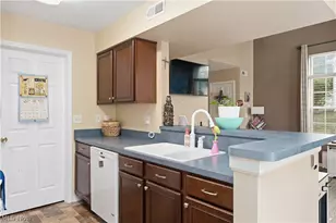 8585 Mandell Dr, Macedonia, OH 44056 - Photo 10