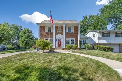 1036 Bennington Avenue NE, Massillon, OH 44646 - Photo 2