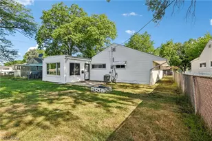 9011 Manorford Dr, Loveland, OH 44130 - Photo 26
