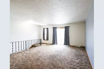 1258 Pembrooke Drive #D, Salem, OH 44460 - Photo 4