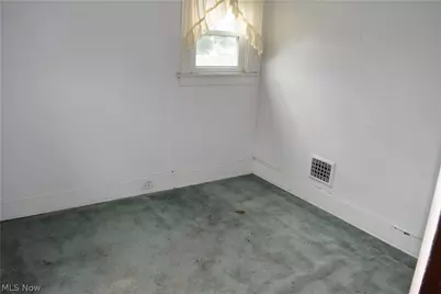 4032 Lincoln Avenue, Shadyside, OH 43947 - Photo 12