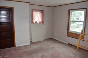 4032 Lincoln Ave, Shadyside, OH 43947 - Photo 8