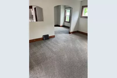 918 9th Street SW, Massillon, OH 44647 - Photo 6