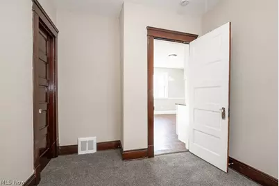 6914 Polonia Avenue, Loveland, OH 44105 - Photo 16