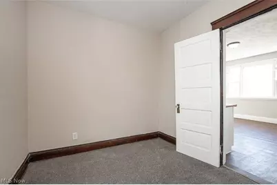 6914 Polonia Avenue, Loveland, OH 44105 - Photo 18