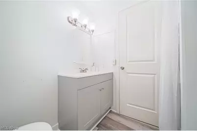24 Houston Street SW, Massillon, OH 44647 - Photo 6
