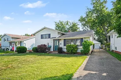339 E 315th Street, Willowick, OH 44095 - Photo 2